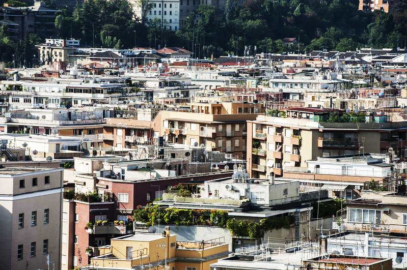 Il presidente Anci: “Da Comuni no rivendicazione per aumenti”