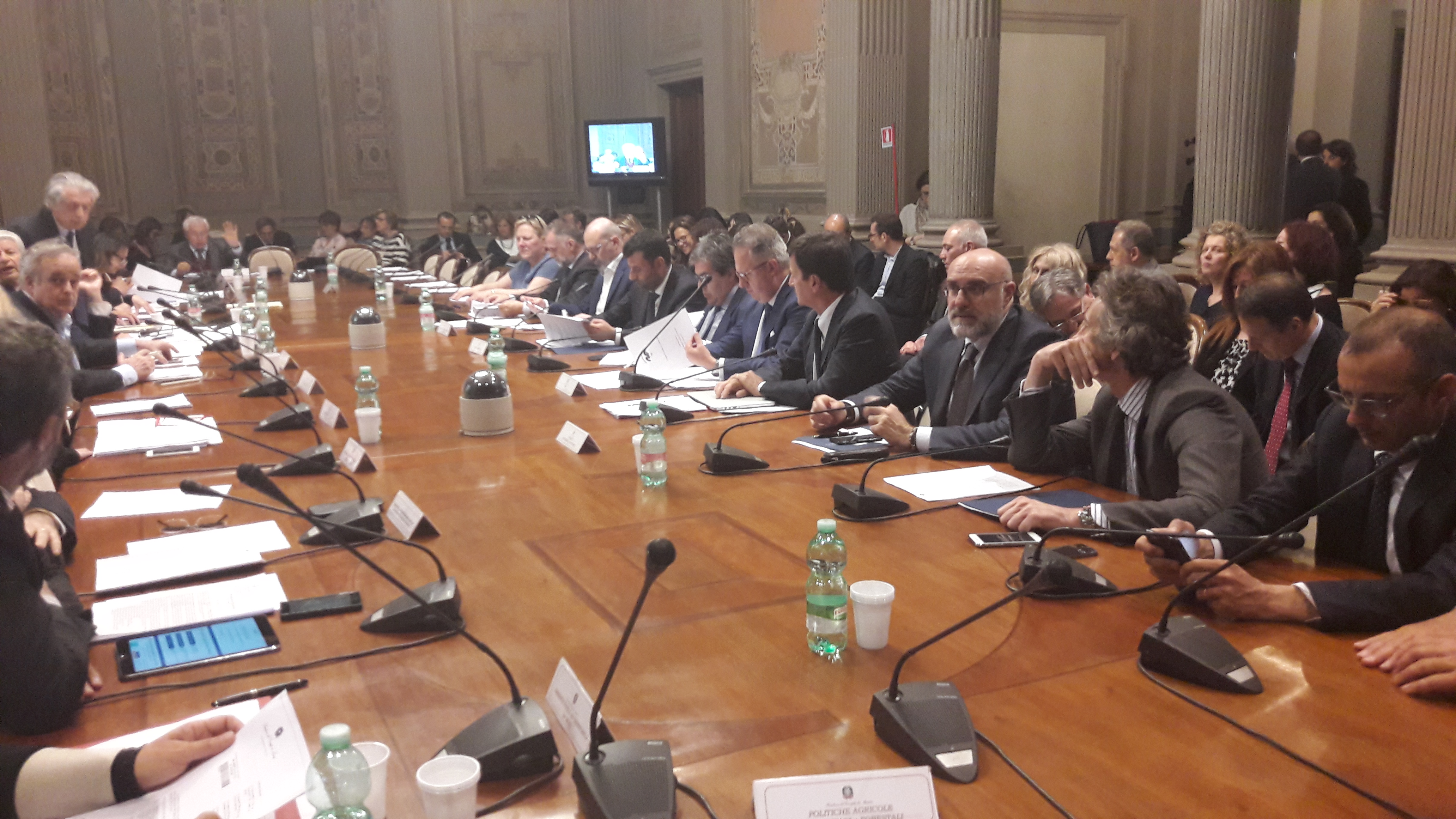 Decaro in Unificata: “Accolte le richieste dei Comuni. L’intesa è vicina”