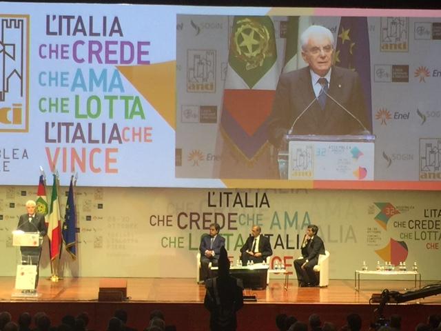 Mattarella ai sindaci: “Malgrado crisi e sacrifici, Comuni restano punto di riferimento decisivo”