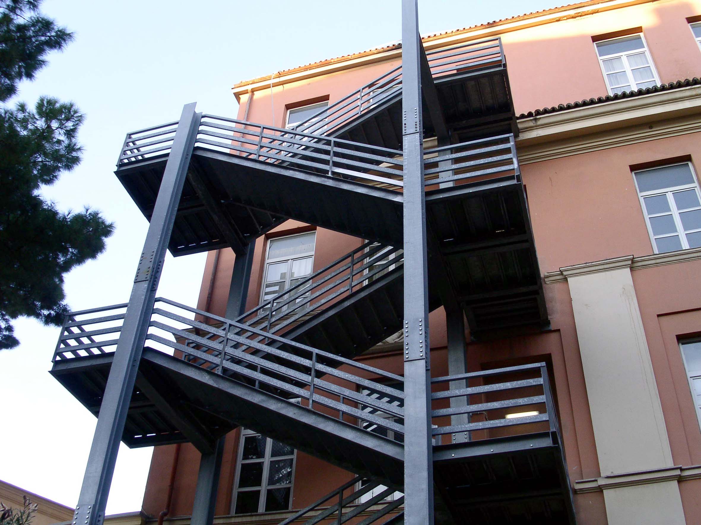 Scuola, stanziate risorse su antincendio e sicurezza edifici. L’apprezzamento dell’Anci