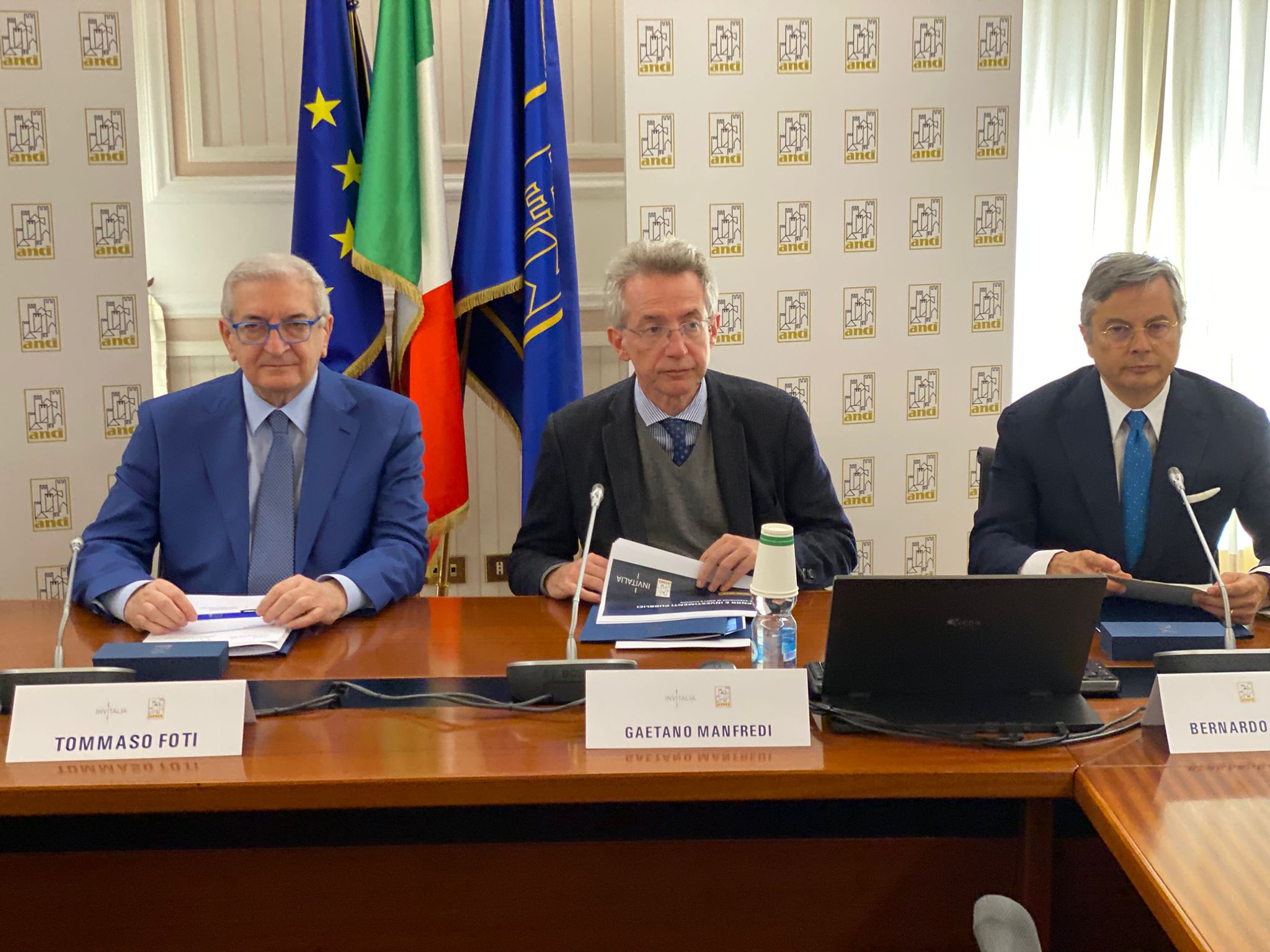 Manfredi: “Su Pnrr Comuni in linea con tabella di marcia, collaborazione con Invitalia continui”