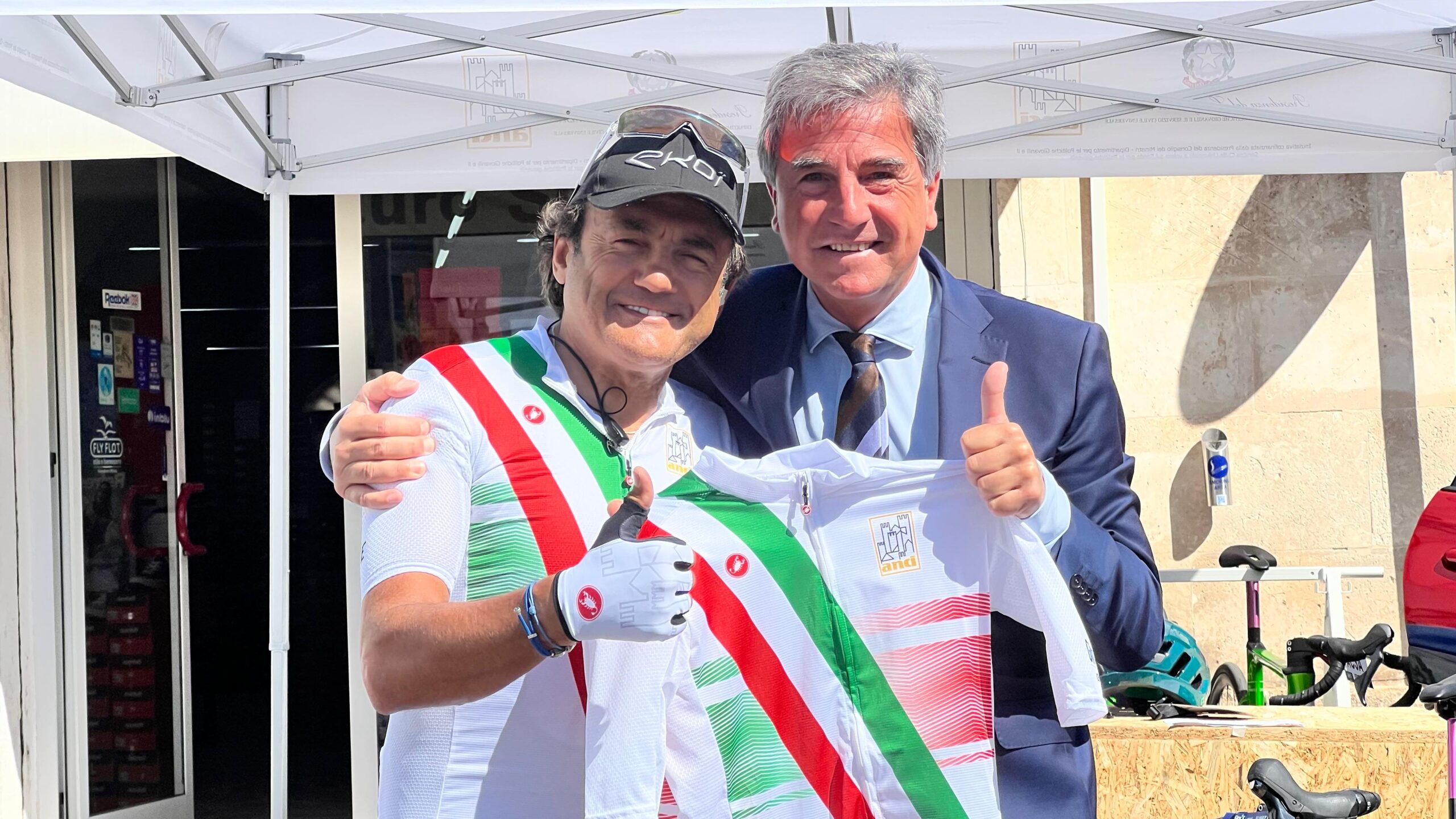 Il Giro-E parte da Ostuni, Pella: “Da sport valorizzazione del territorio e inclusione dei giovani”