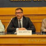 Europa, Silvetti al vertice dei sindaci contro l’antisemitismo a Parigi