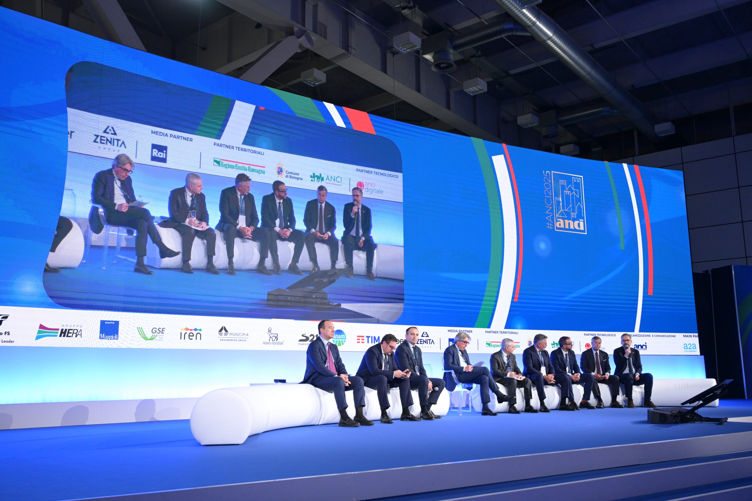 Europa, modello Pnrr: risorse per i Comuni che sanno investire, le voci e le esperienze dei sindaci