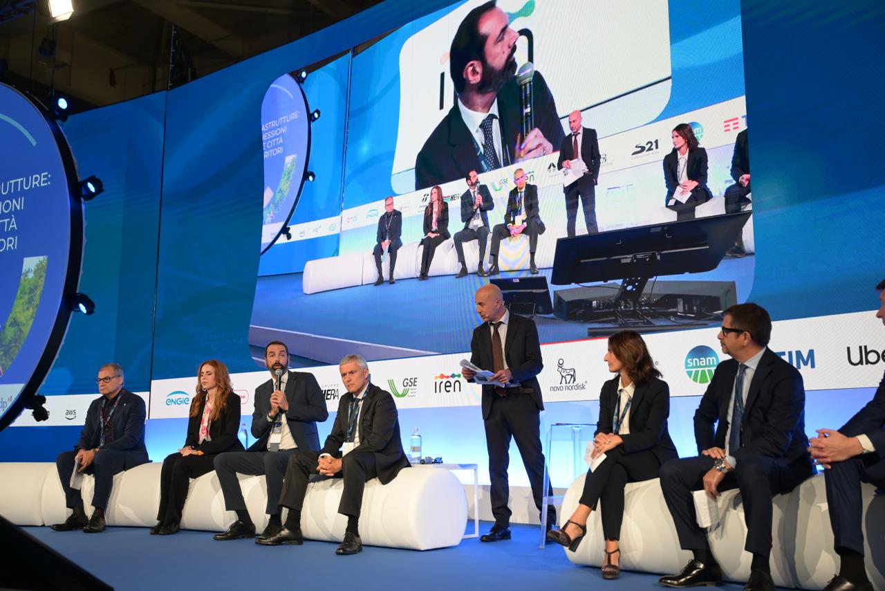 Porti, ponti e innovazione digitale: i sindaci a confronto sulle infrastrutture del futuro