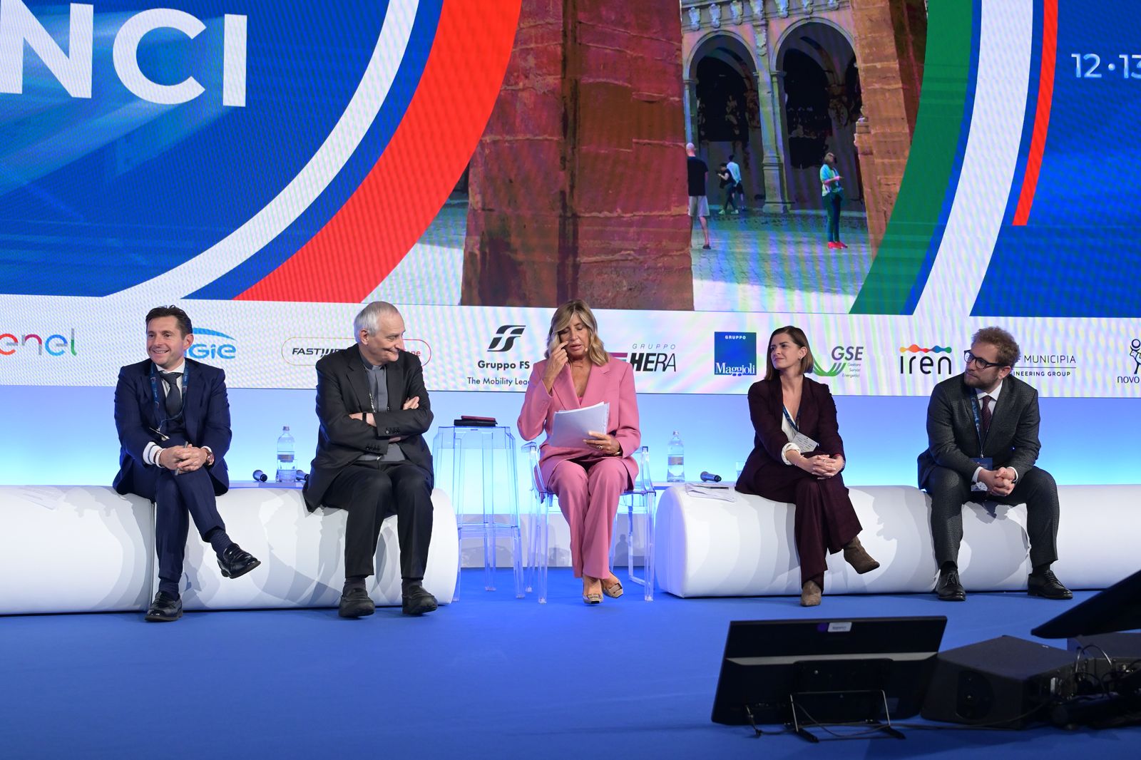 Sindaci pronti a continuare nel loro contributo attivo per costruire la pace