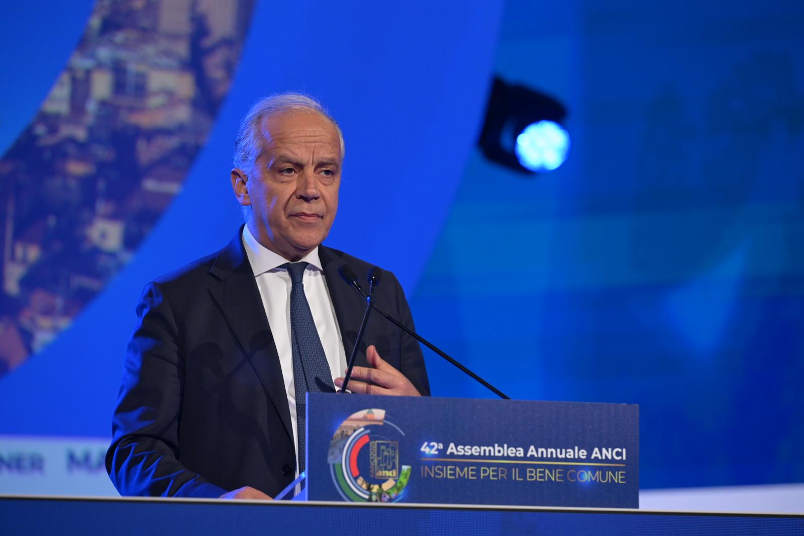 Piantedosi: “Comuni consolidano coesione, patrimonio diversità va valorizzato evitando disparità”