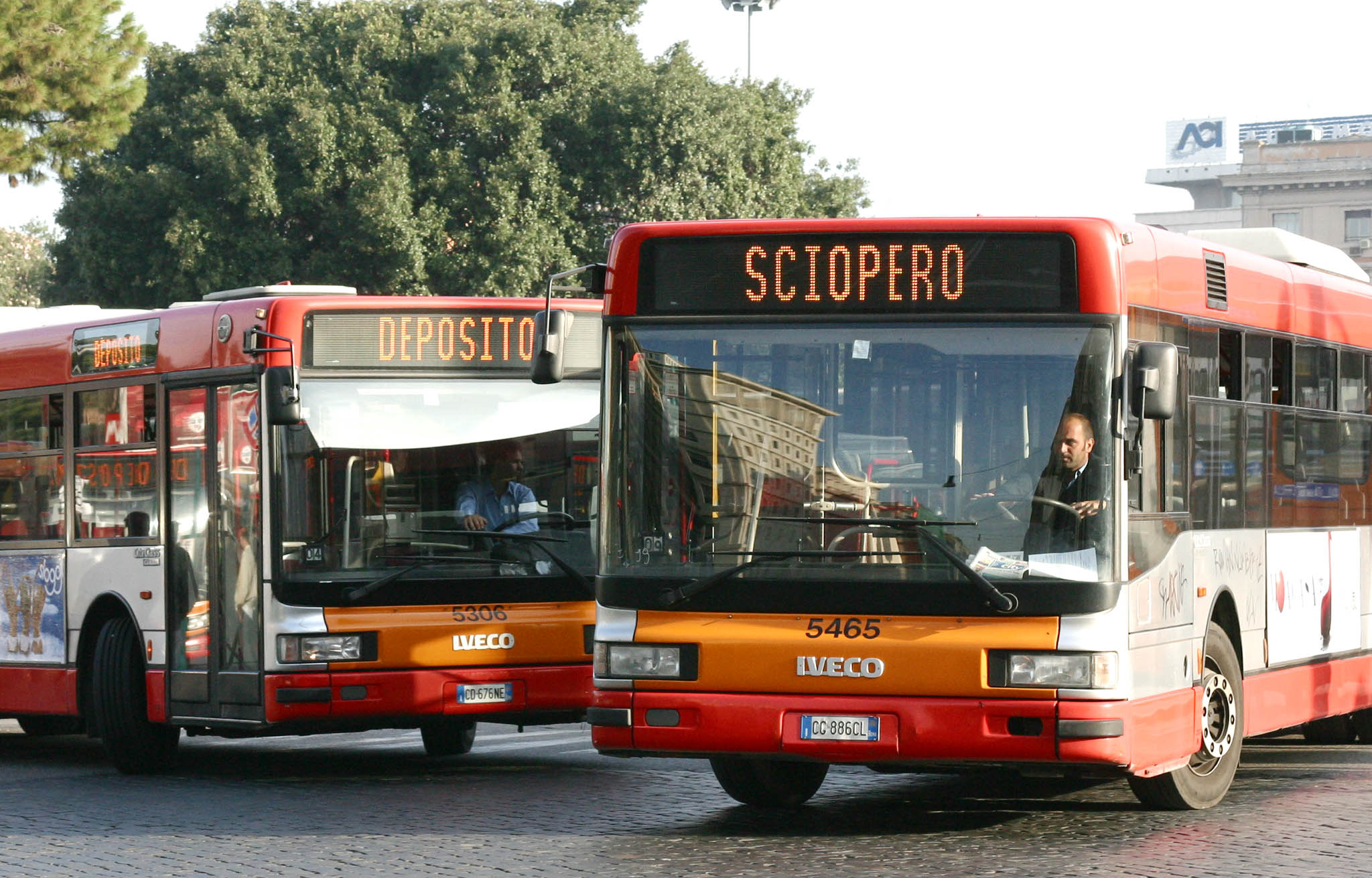 Tagli Tpl, Orlando: “Confronto per evitare stop ai programmi di mobilità sostenibile”
