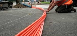 Banda ultralarga, linee guida sulla posa in sicurezza della fibra ottica presenti le reti del gas