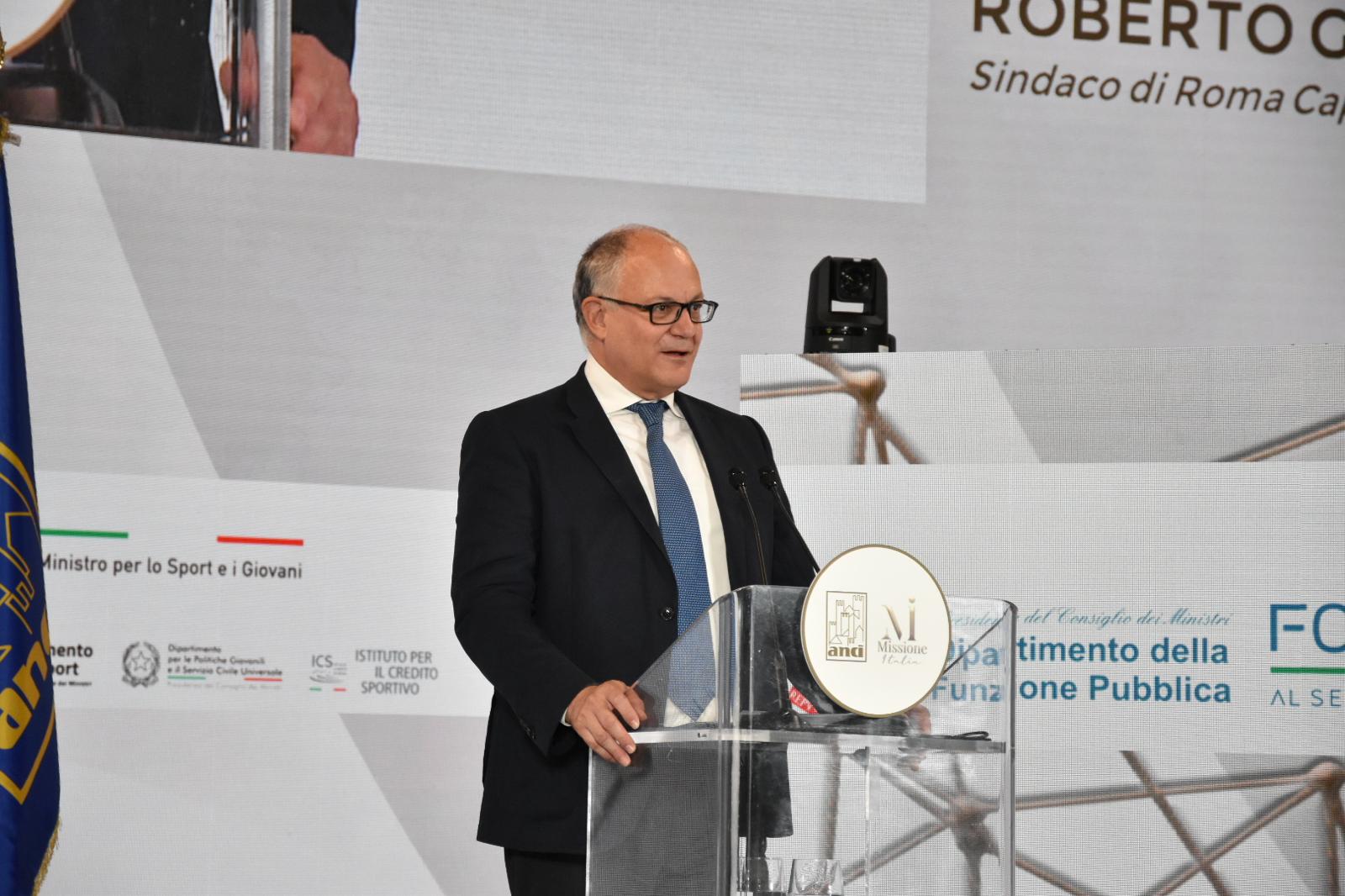Gualtieri: “Pnrr esperienza positiva grazie ai Comuni, ora piano investimenti a medio termine”