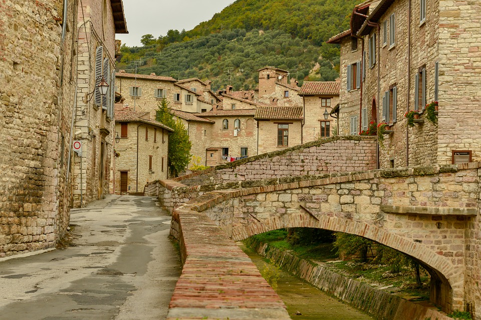 Fondo ripartizione dei contributi per le attività economiche delle aree interne. Le Faq aggiornate