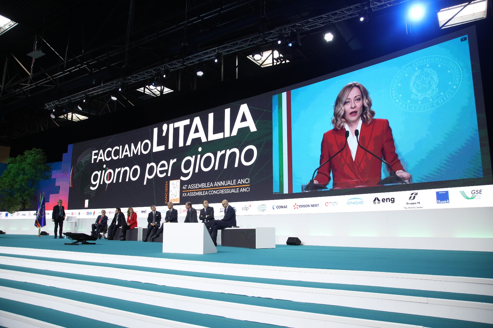Meloni: “Auguro al presidente Manfredi e a tutto il nuovo quadro dirigente di Anci un buon lavoro”