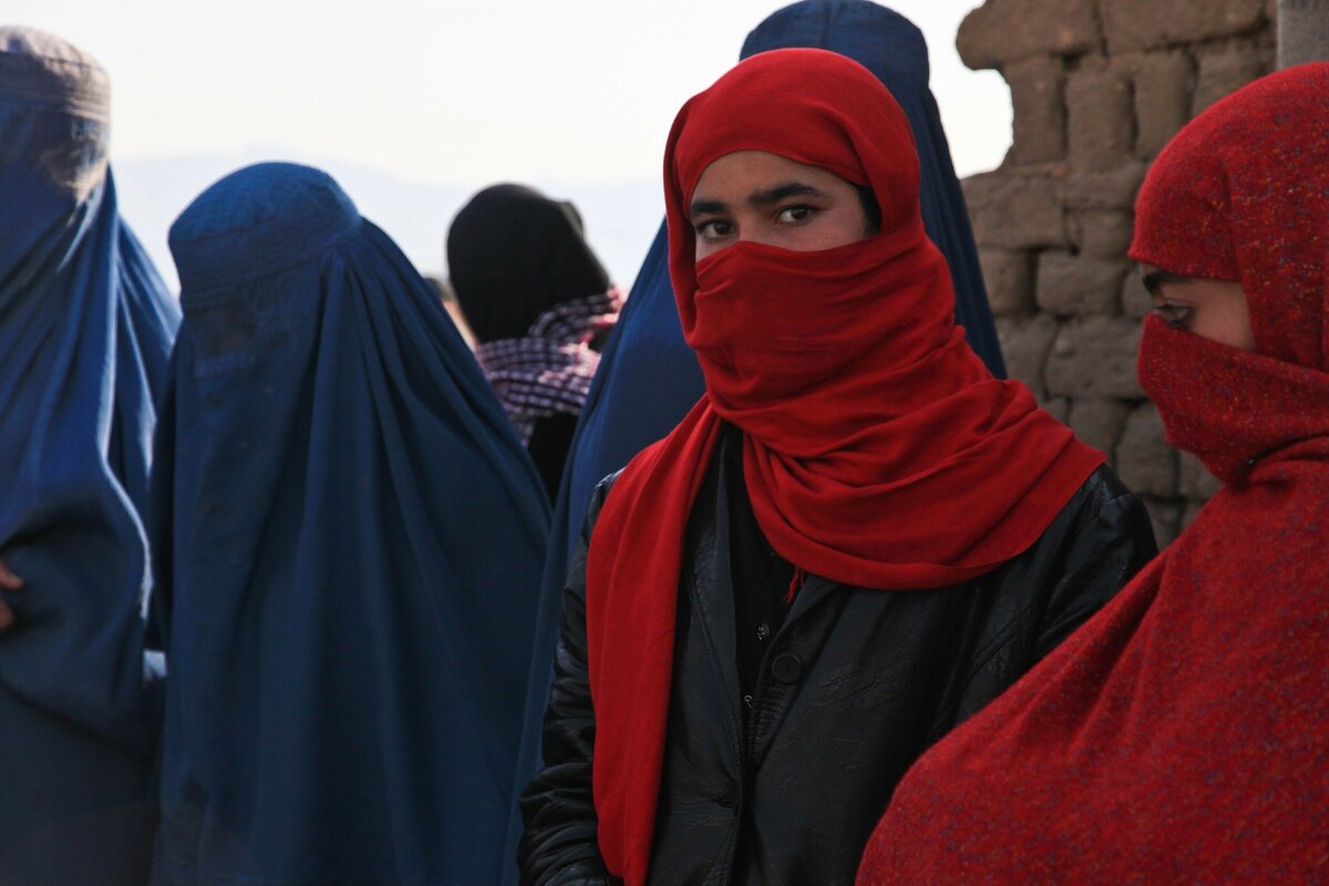 Terranova: “Comuni adottino mozione per denunciare condizione iraniane e afghane”