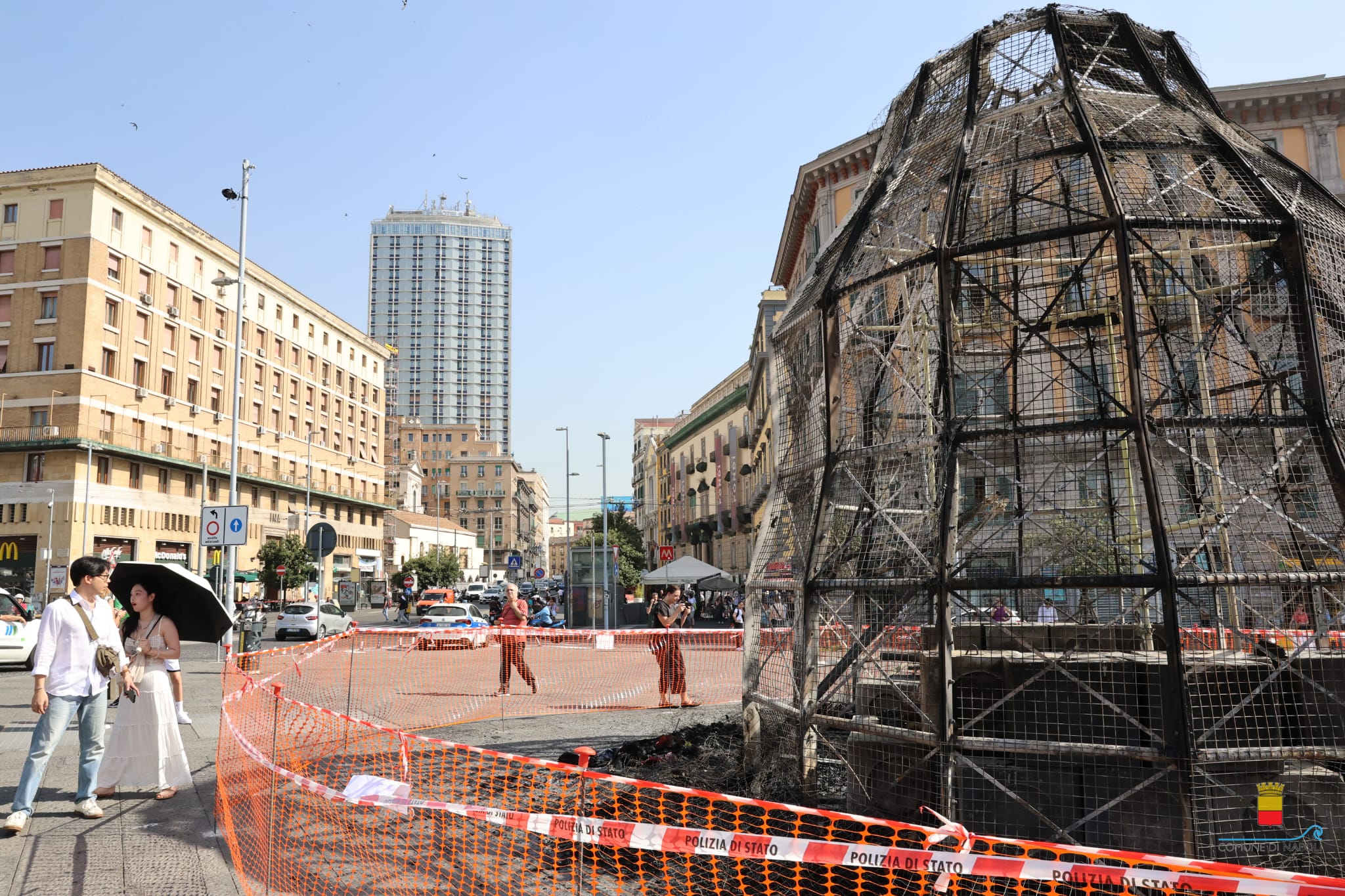 Buonajuto: “L’incendio alla Venere degli Stracci di Pistoletto è un pugno al cuore”