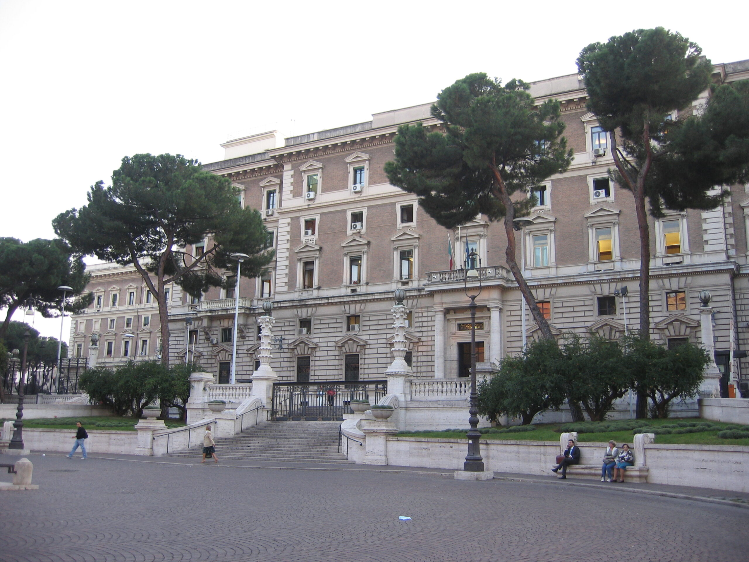 Sbloccati 470 milioni di fondi a Comuni. Approvazione bilanci previsione 2025 slitta al 28 febbraio
